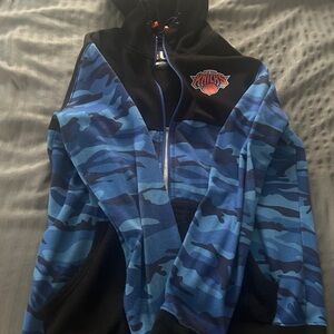 Unisex New York Knicks NBA Hoodie Size L